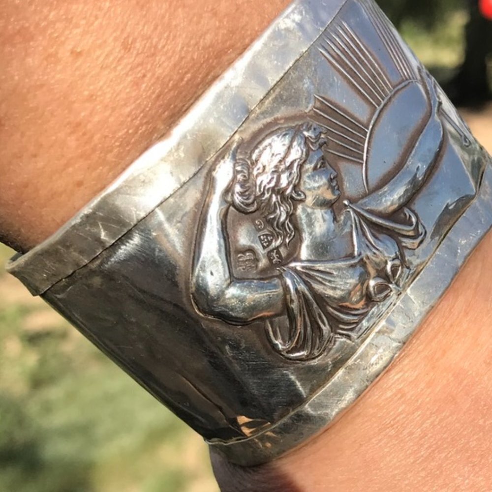 Athena Goddess Columbia Antique Solid Sterling Silver 925 Cuff Bracelet Museum - Picture 5 of 9